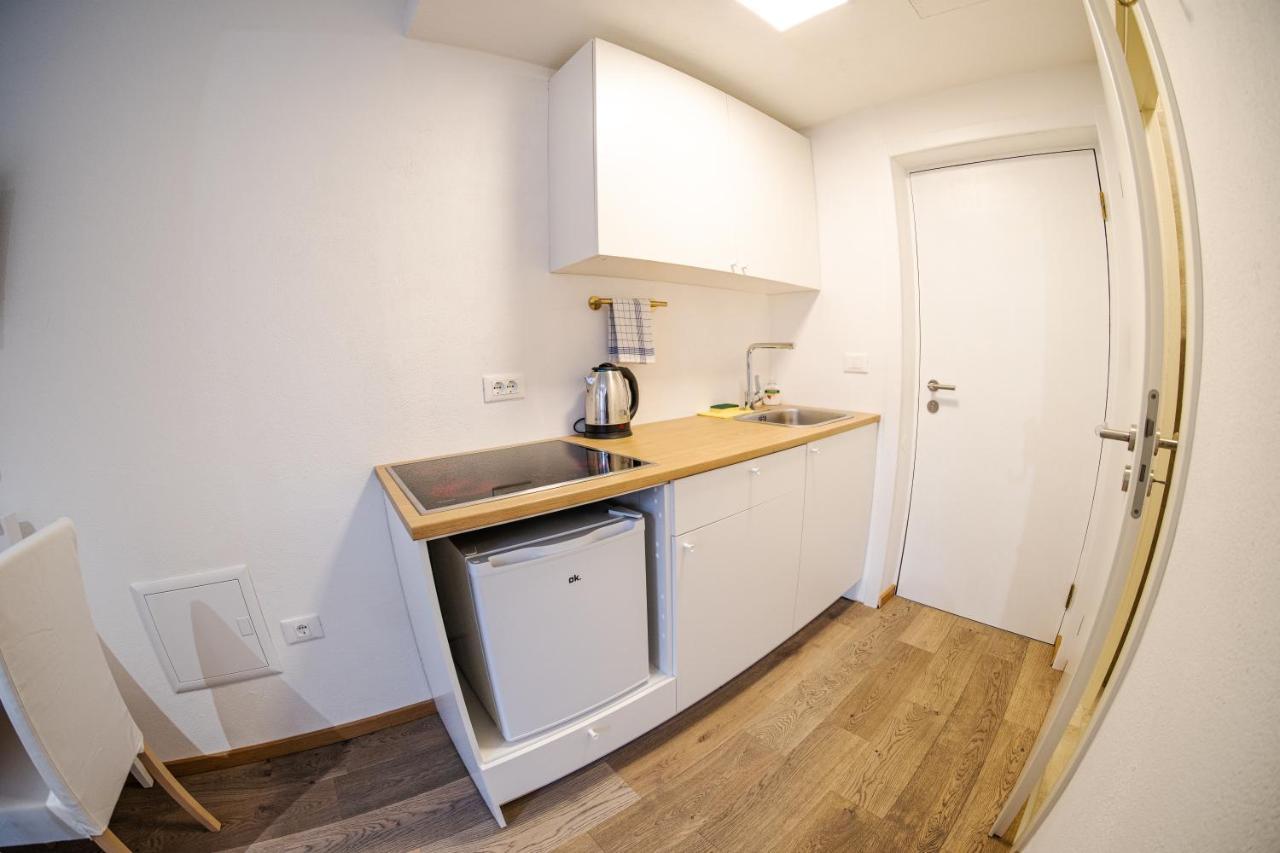 Flow Apartments Winkel Love Und Happiness Merano Exterior foto